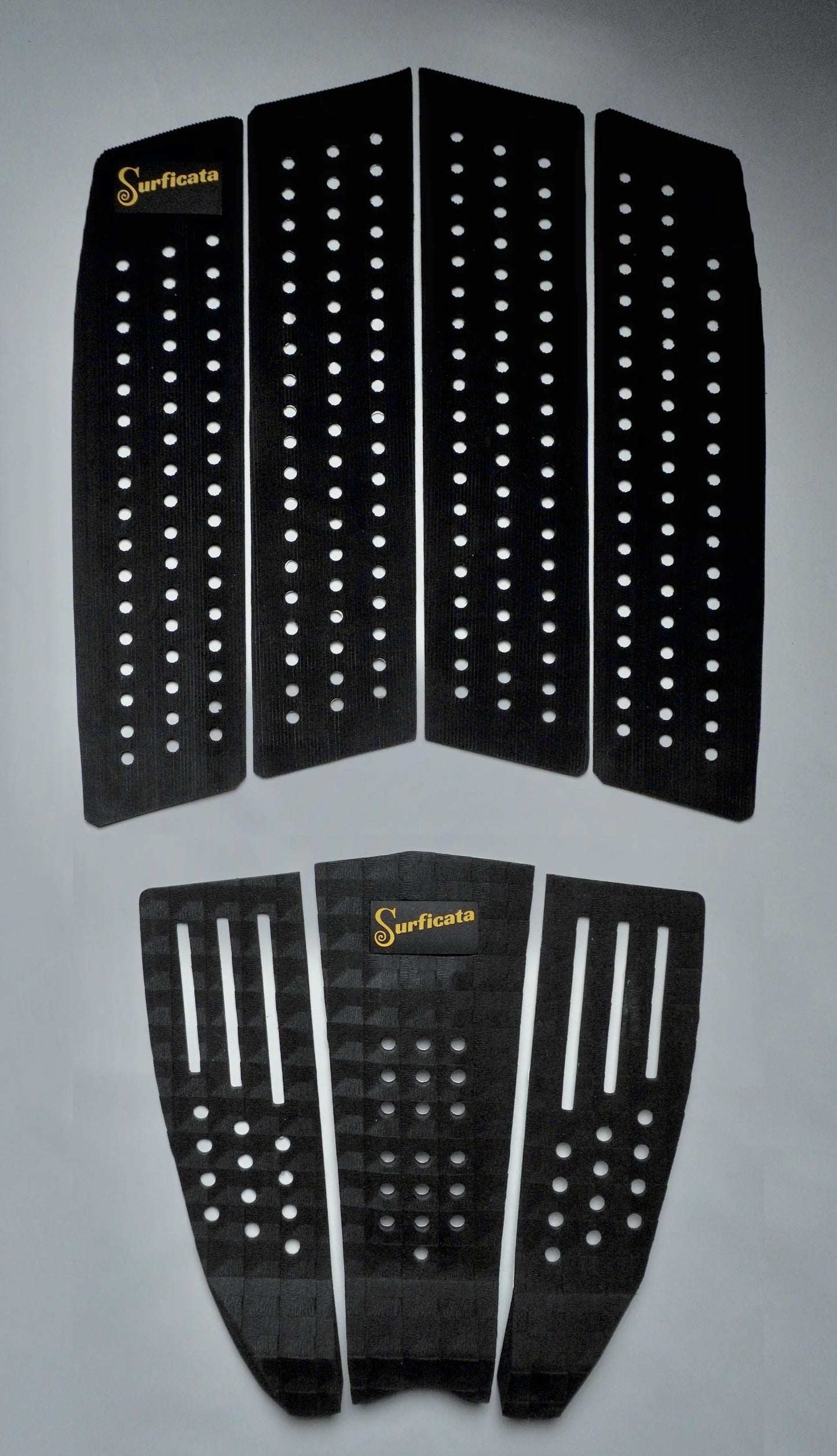 kompletní grip set Surficata v černé barvě – tail pad a front pad z lehké EVA pěny s vroubkovanou strukturou - ilustrační set