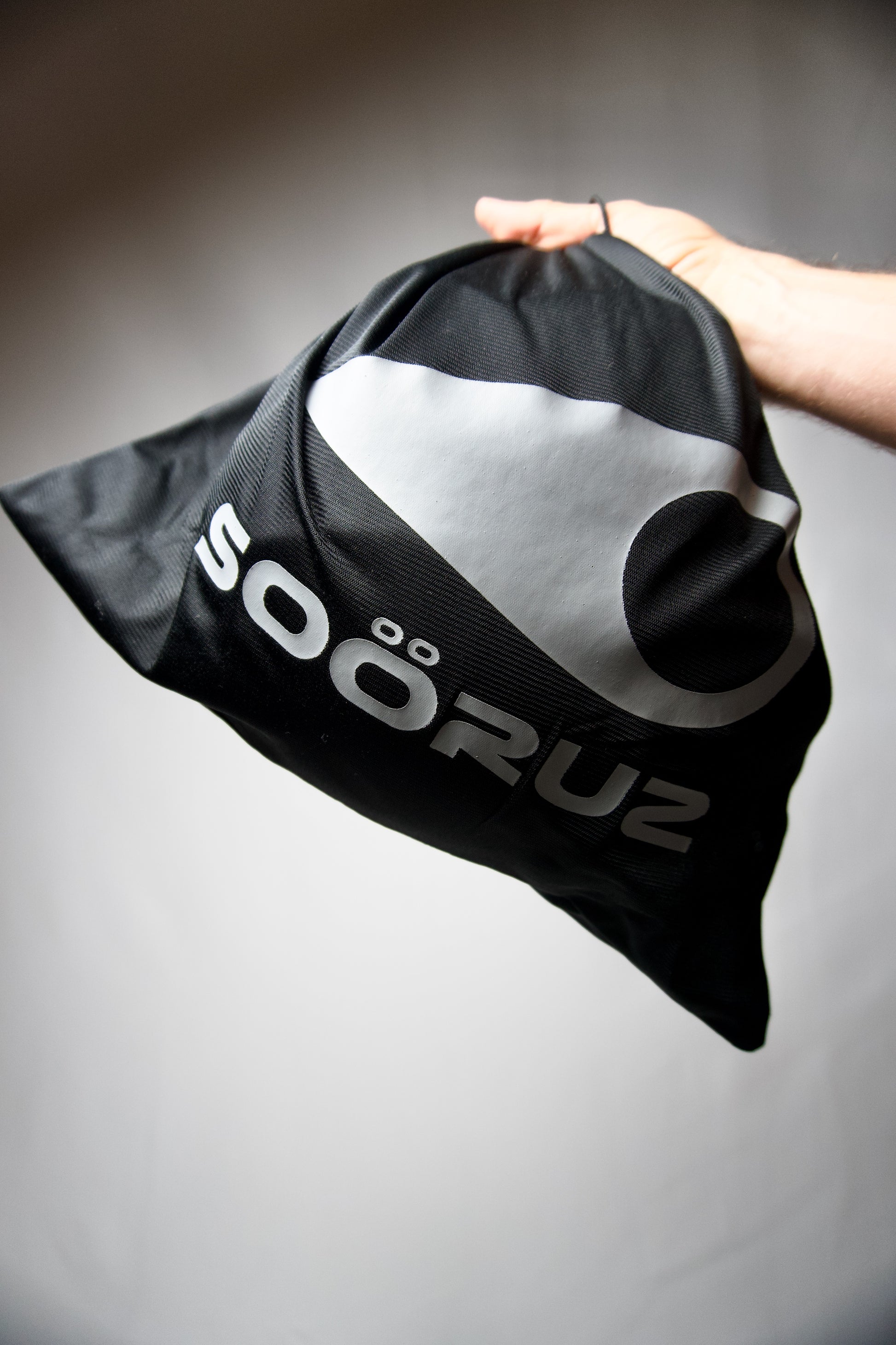 Soöruz helma do vody černá