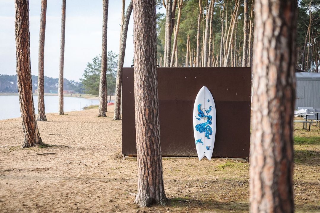 Apatyka Surfboards, surf u jezera