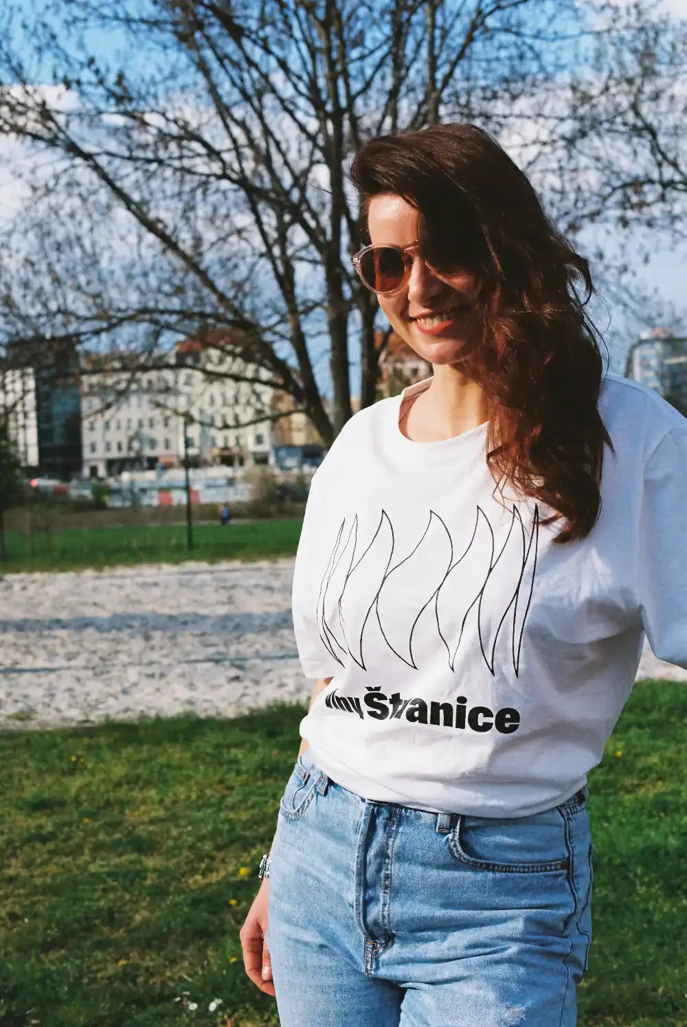 Vlny Štvanice triko ~ Hollow Wave White