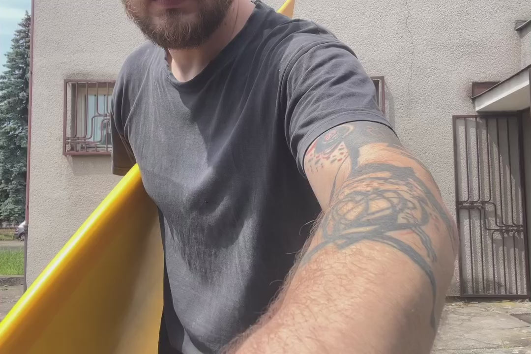 Apatyka Surfboards, žluté prkno, fish
