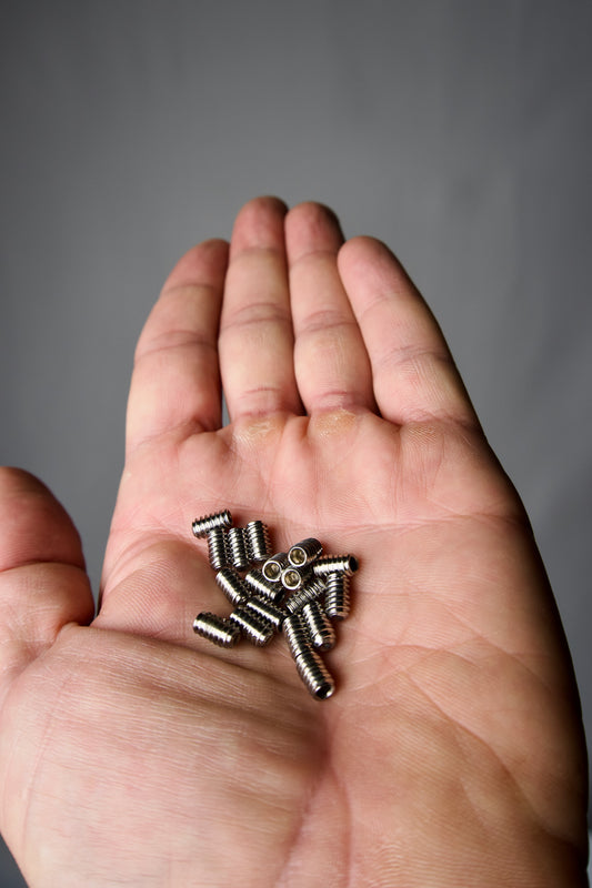 Šroubky pro finy a finboxy FCS (9mm)