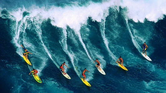 SurfCo Hawaii, party wave na Havaji