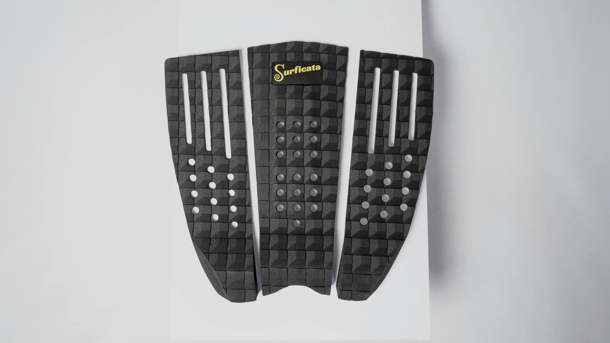 Surficata Tail Pad, celkový pohled zezhora