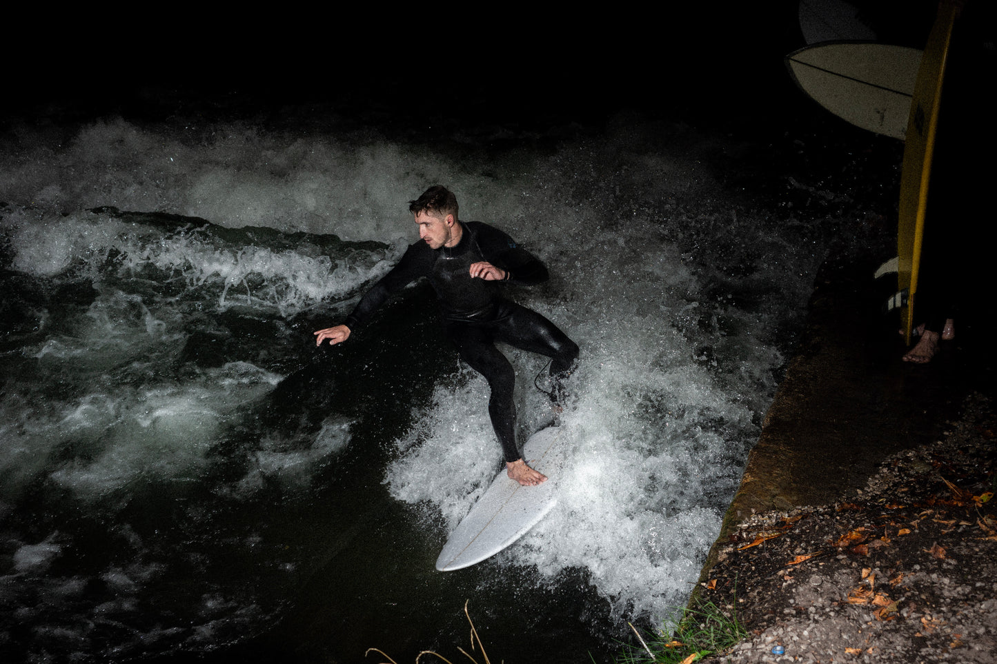 Radiance The Shiner - river surfboard 